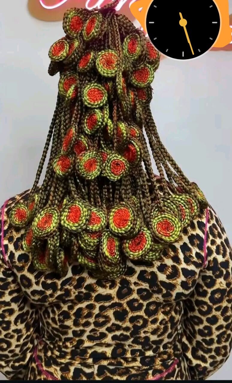 Kotless box braids end with Fulani style