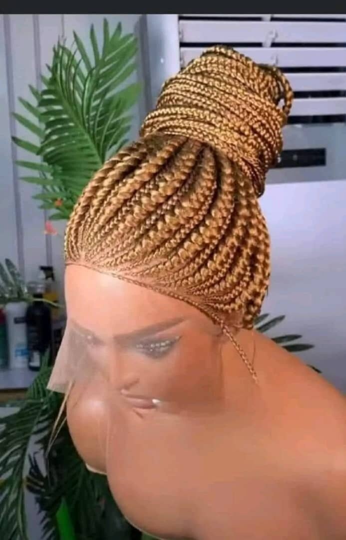 Suku Ghana weaving made with full lace