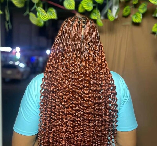 Box braids end with curls