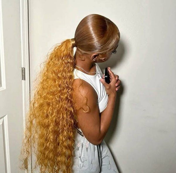 Pony tail style. Made with 100% human hairdeep wave