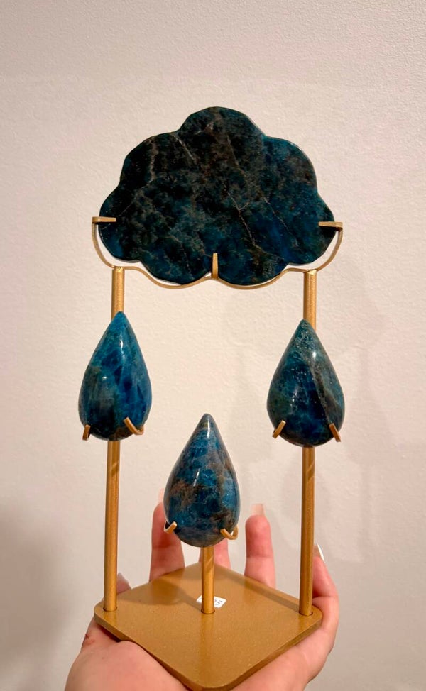 Apatite cloud and rain drops