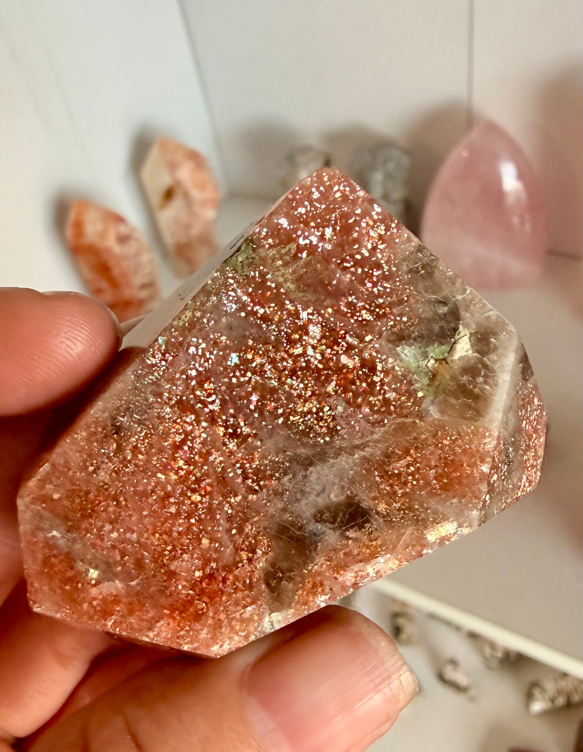 Lattice sunstone freeform