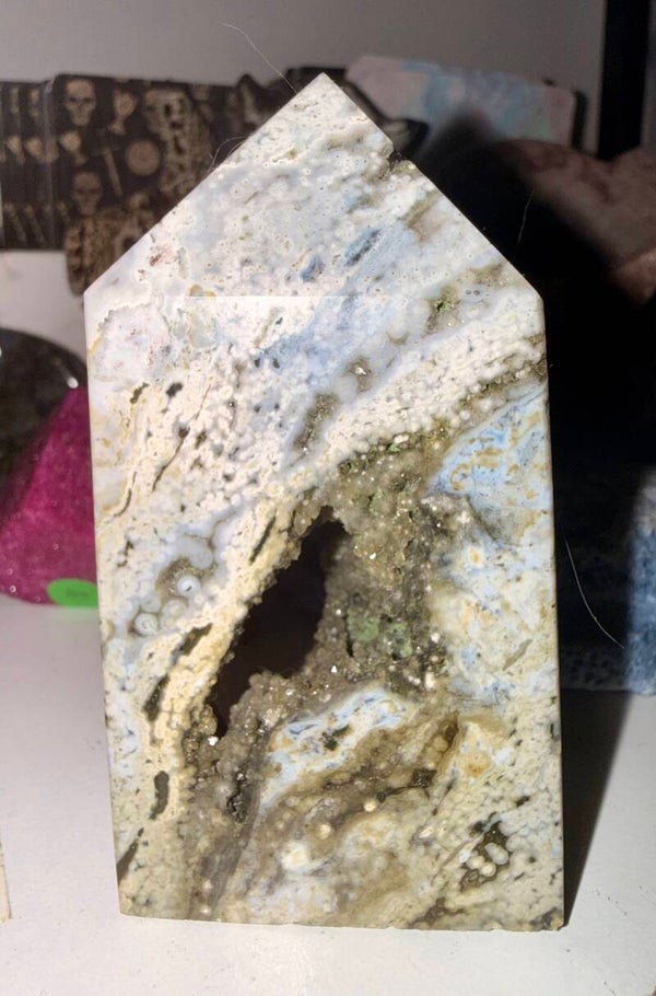 Blue and druzy ocean jasper tower