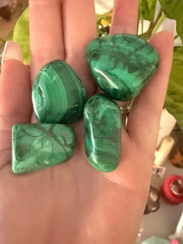 Large Malachite tumbles