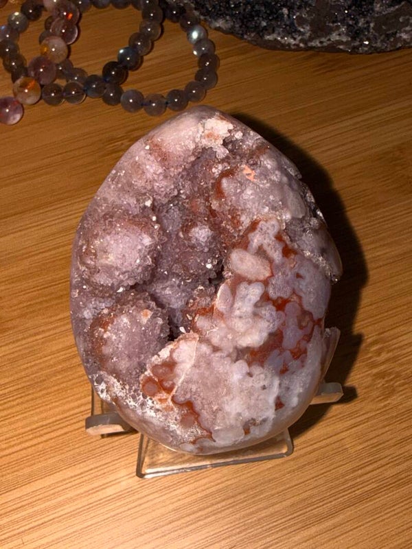 Flower agate amethyst egg