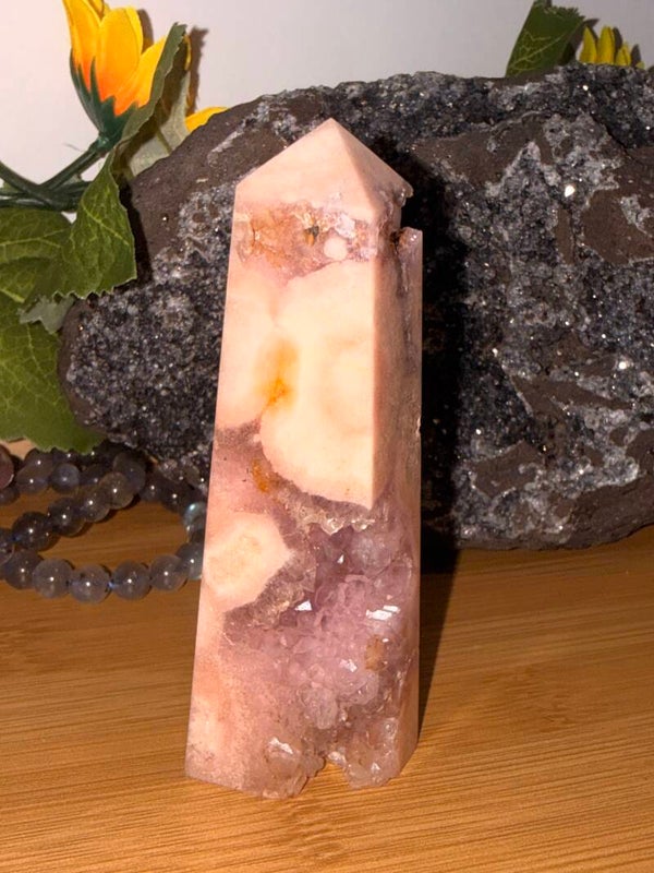 Pink amethyst flower tower