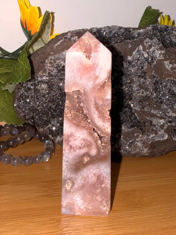 Pink amethyst flower tower