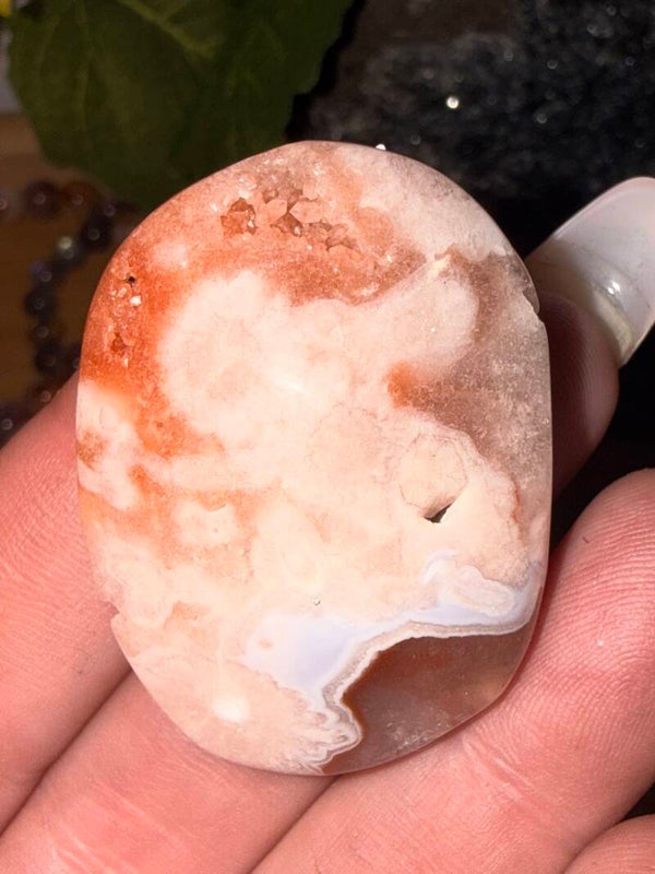 Flower agate amethyst palm