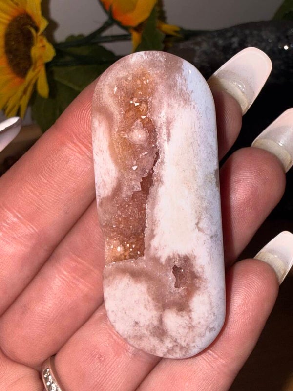 Flower agate amethyst palm