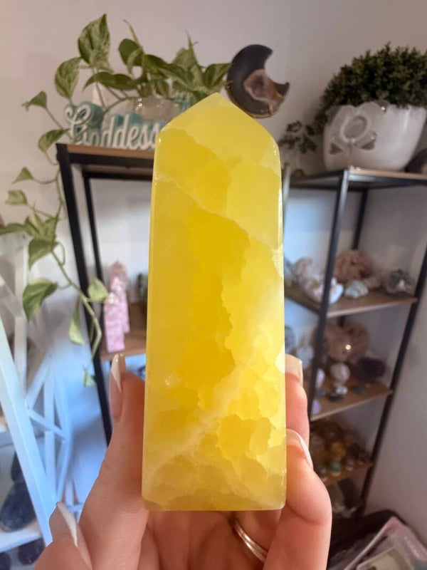 High quality lemon calcite tower