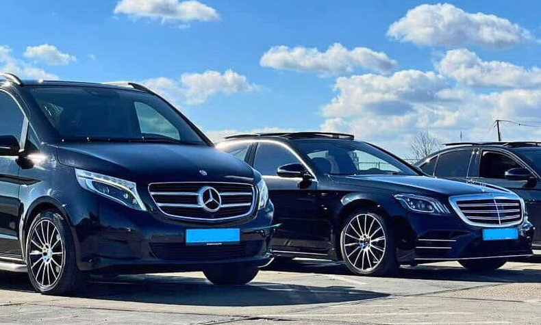 Amsterdam to Giethoorn Private Transfer Service