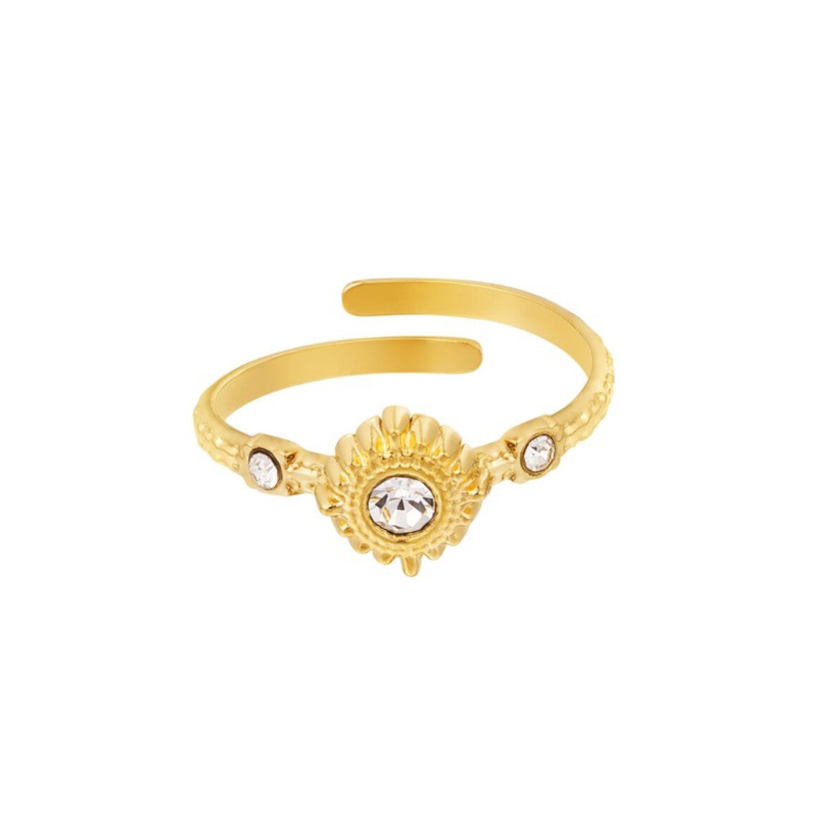 “Magic stone” ring