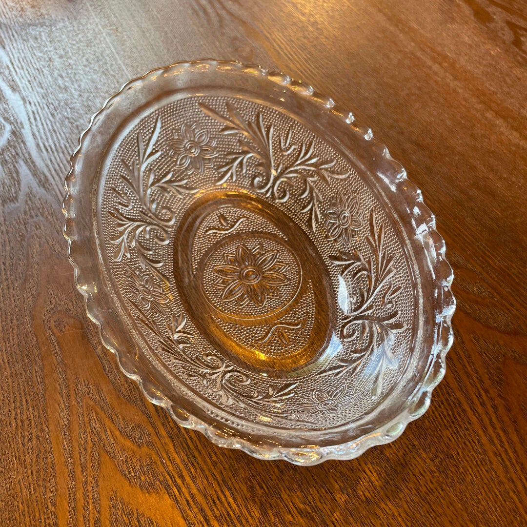 Vintage Indiana Tiara Oval Sandwich Plate