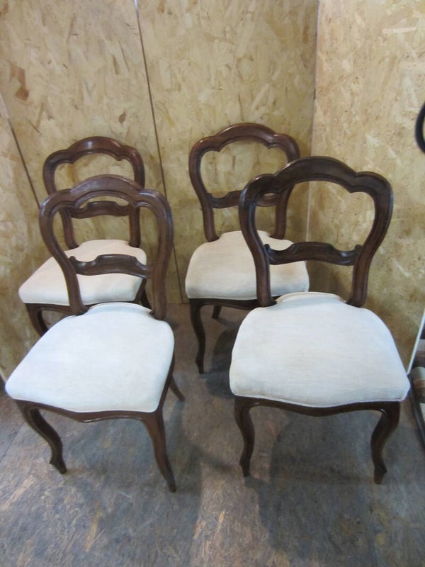 Cod 1083 sedie Luigi Filippo in noce metà 800'