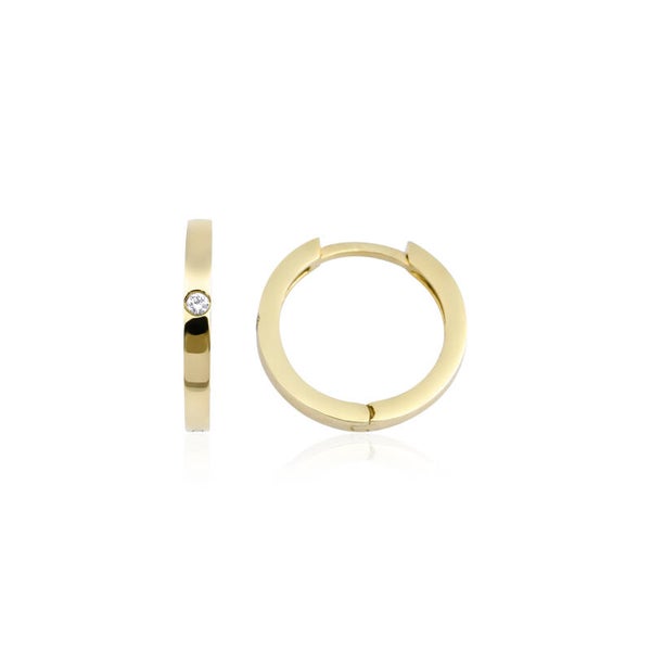 TRI055 14 karaats gouden scharnier-creolen bezet met twee briljant geslepen diamanten. 0,02 caraat totaal