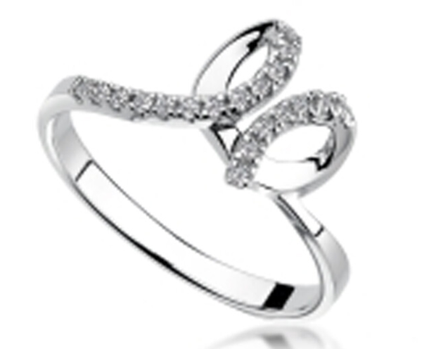 BU009 14 Karaats gouden fantasiering met briljanten.