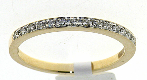 GTD502 14 Karaats gouden ring bezet met briljant.