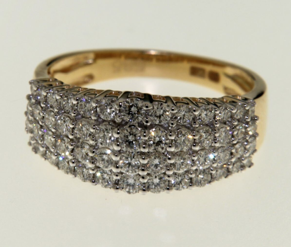 GTD987 14 Karaats gouden fantasie-ring bezet met briljanten.