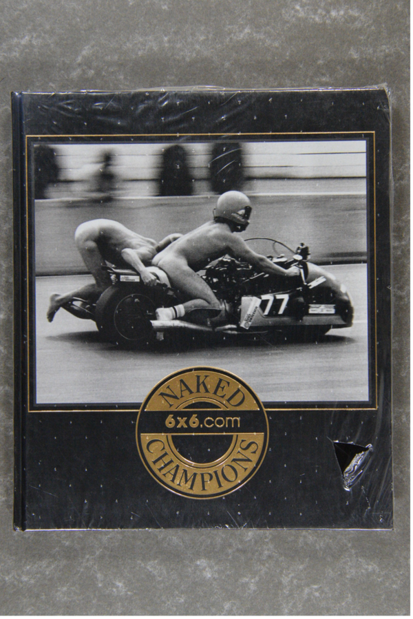 Kuhns, Peter  -  Naked champions     new in seal