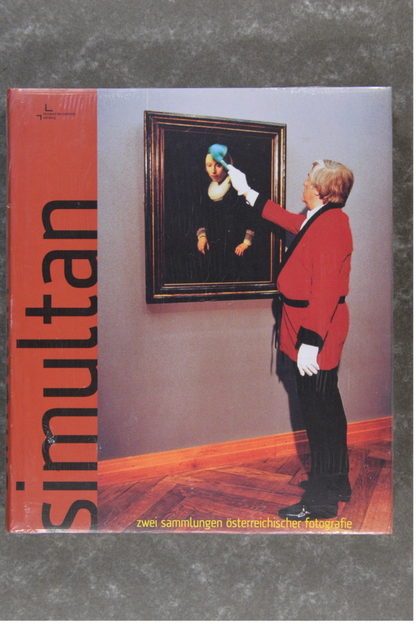 SIMULTAN  zwei sammlungen österreichischer fotografie       new in seal