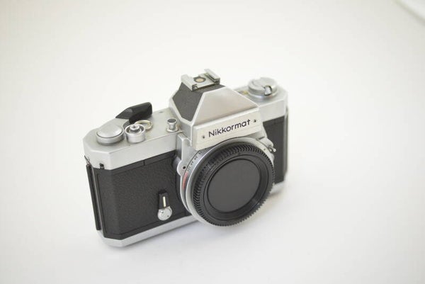 Nikon  -  Nikkormat FT2 chrome body ser.nr. 5000783