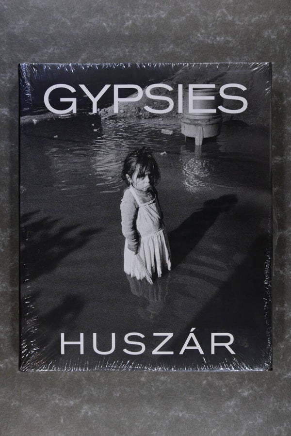 Huszár, Tibor  -  Gypsies   (New in plastic!) (XXL-book!)