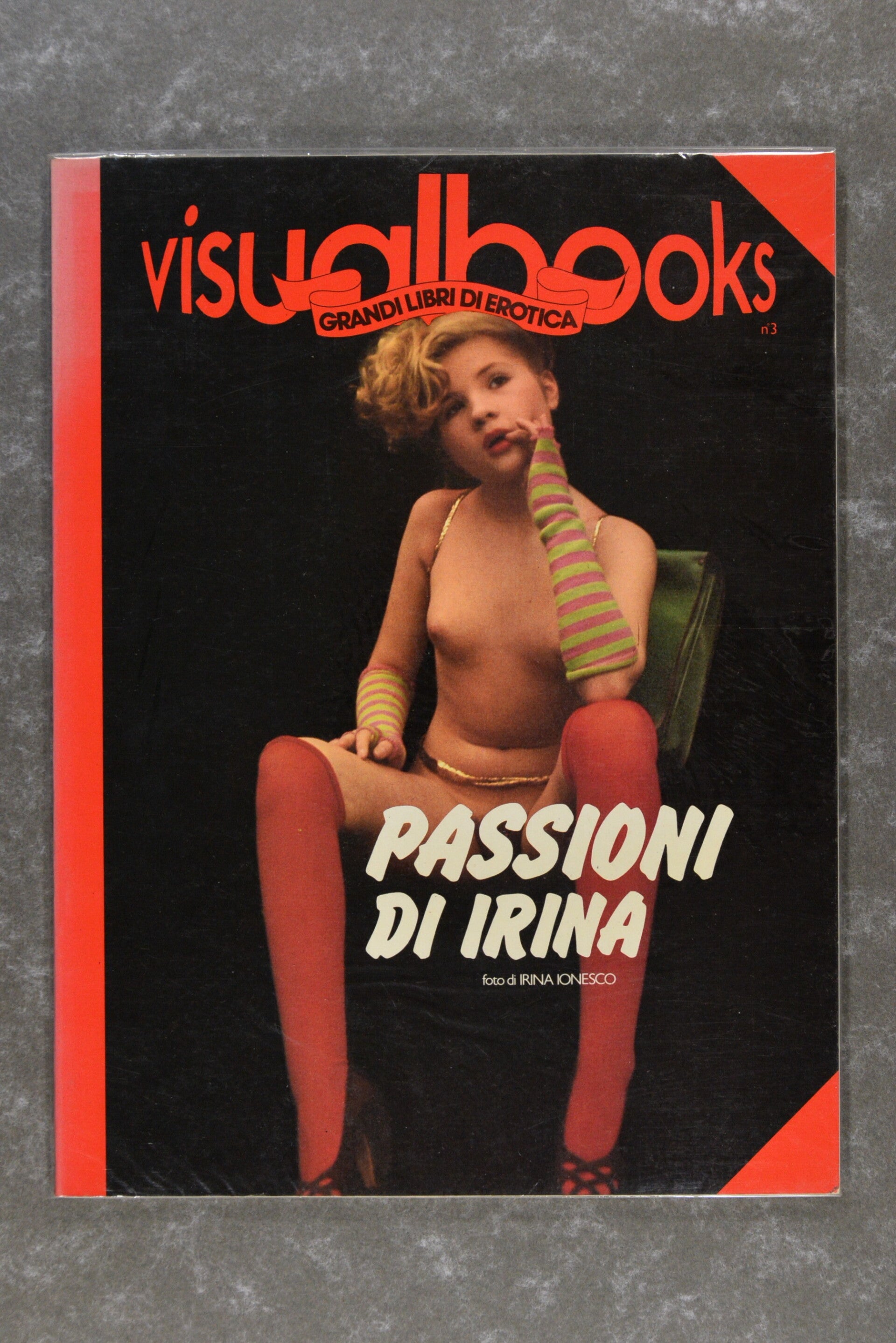 Ionesco, Irina  -  Visualbooks no.3: Passioni di Irina      (Extremely rare!) (As new in plastic!)