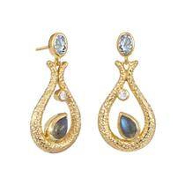 ZIO-83 GOUD OP ZILVER OORHANGERS