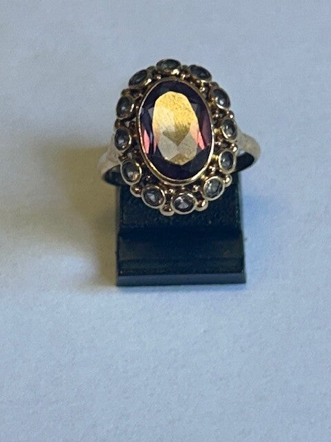 14 KARAAT DAMES RING MET AMETHIST