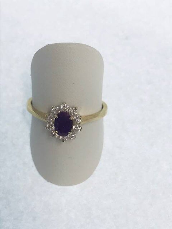 ZIRG-32 Goud entourage ring synth .kleursteen