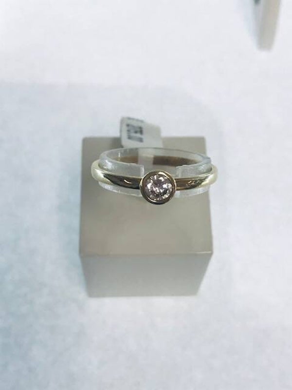 ZIRG-20 Gouden solitair ring zirkonia