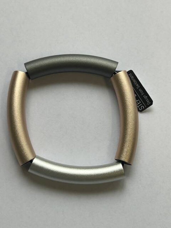 STEP BY STEP ARMBAND