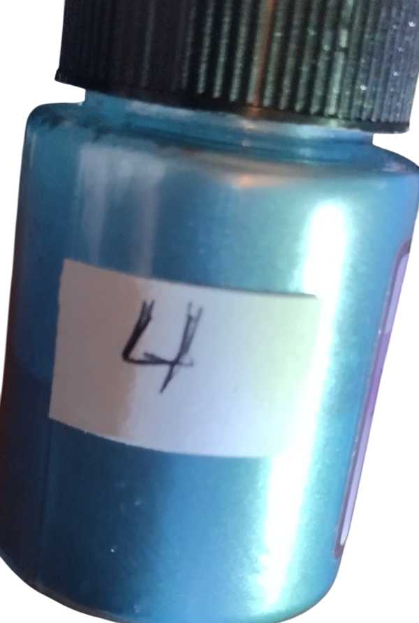 Cerulean mica powder