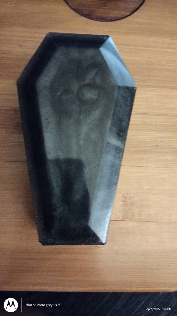 ⚰️ Resin Coffin with Lid – Handcrafted & Customizable 🕯️