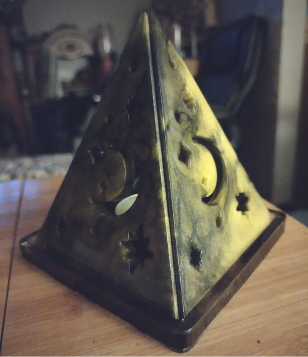🌙✨ Black & Gold Moon N Stars Pyramid Tea Light Holder ✨🌙