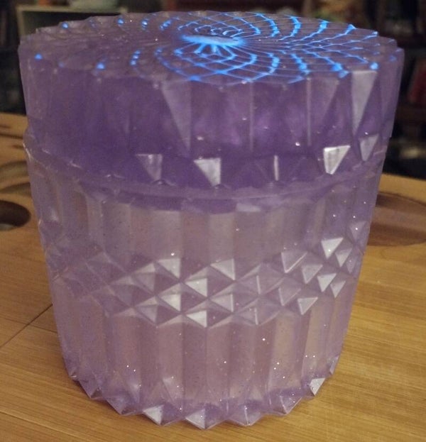 💜 Round Diamond-Cut Resin Trinket Box – Purple with Purple Glitter 💜