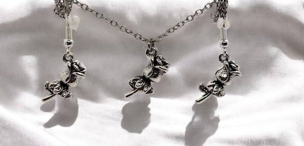 Rosebud Earrings Jewelry Set with Silver 20" Chain and 2" Extension