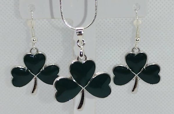 Silver Shamrock Earrings & Necklace Set – St. Patrick’s Day Edition