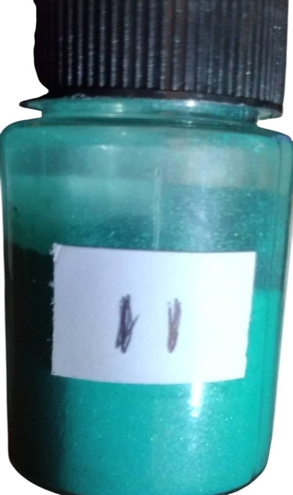 Teal mica powder