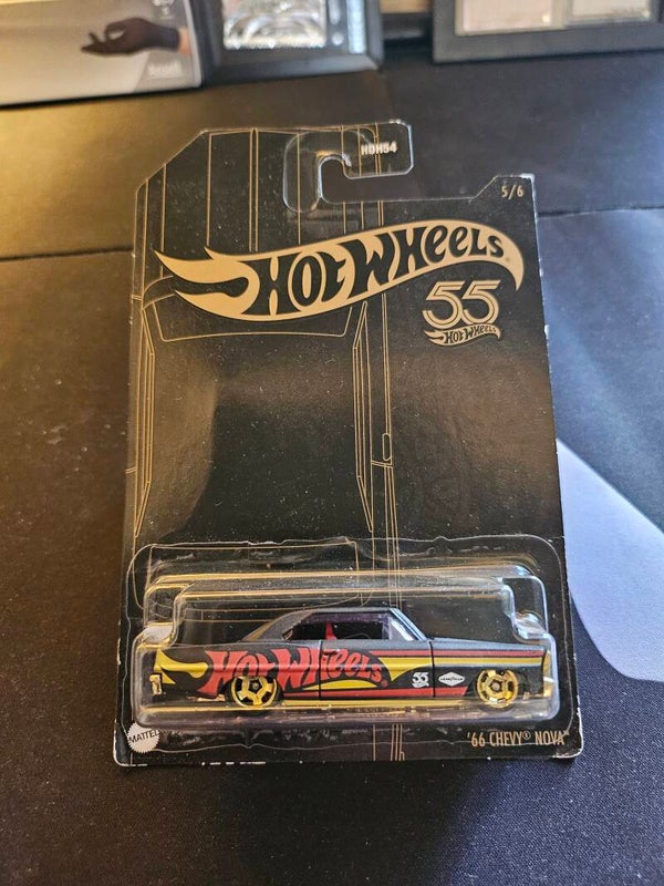 Hot Wheels 55ans 66 chevy nova