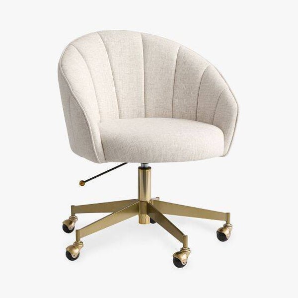 Silla moderna con ruedas color beige