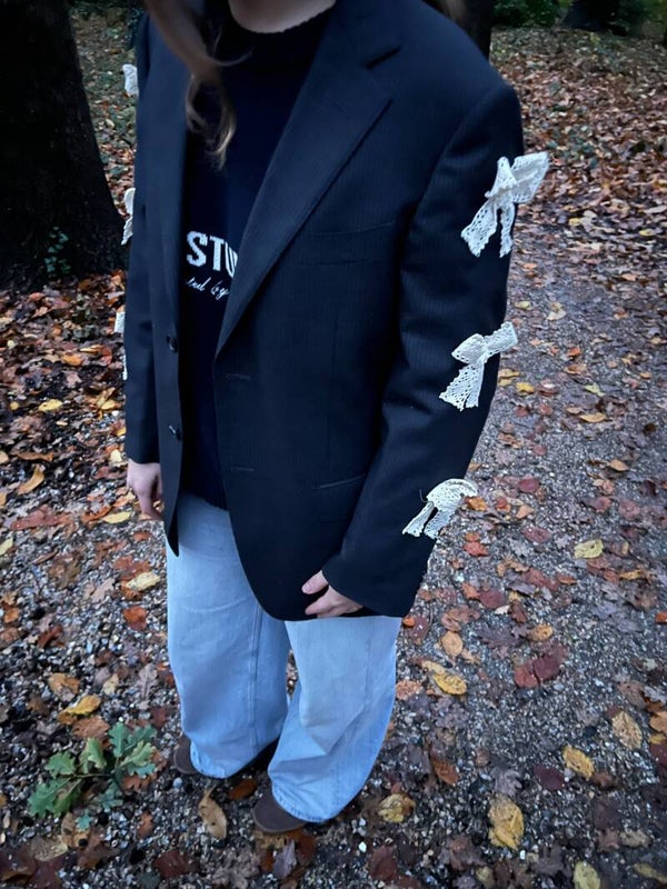 STRIKJES OVERSIZED BLAZER