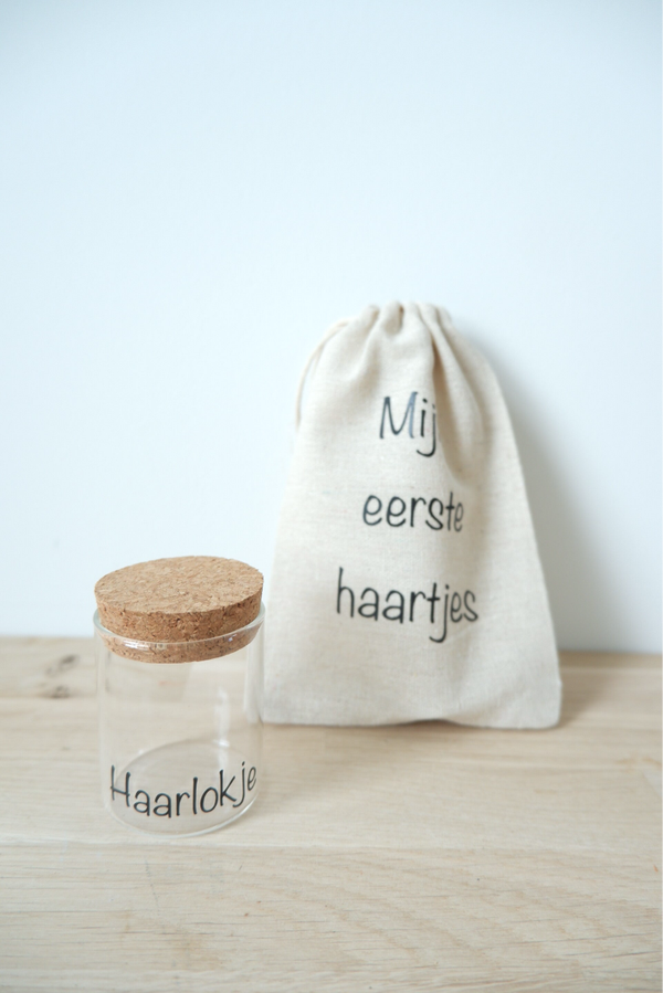 Katoenen zakje - mijn eerste haartjes