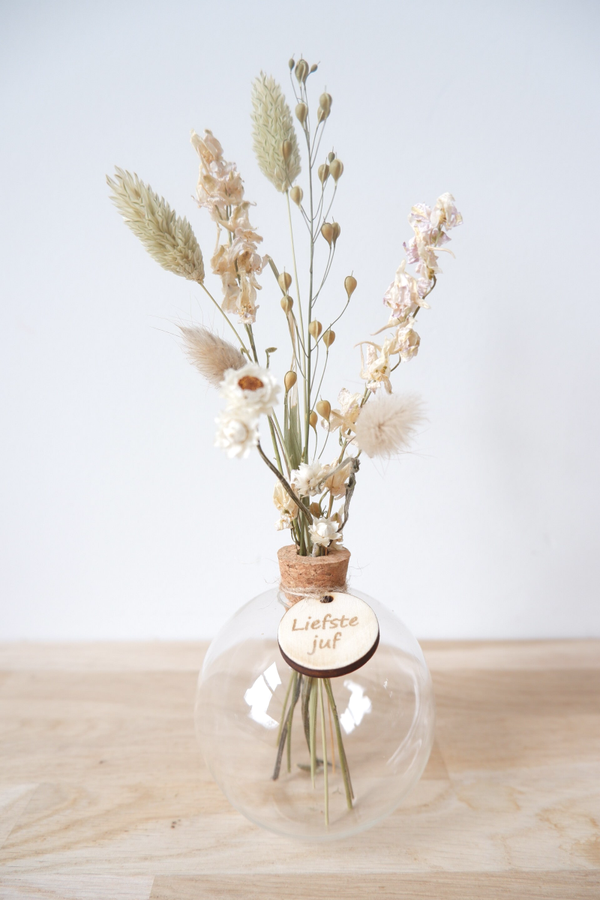 Klein bol vaasje juf