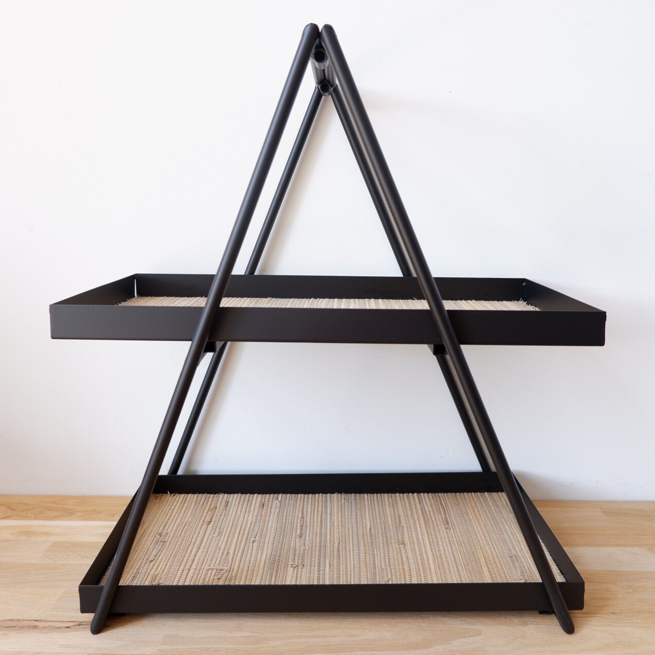 Metalen etagère rechthoek met riet