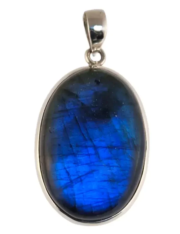 Pendentif en labradorite avec les reflet bleu