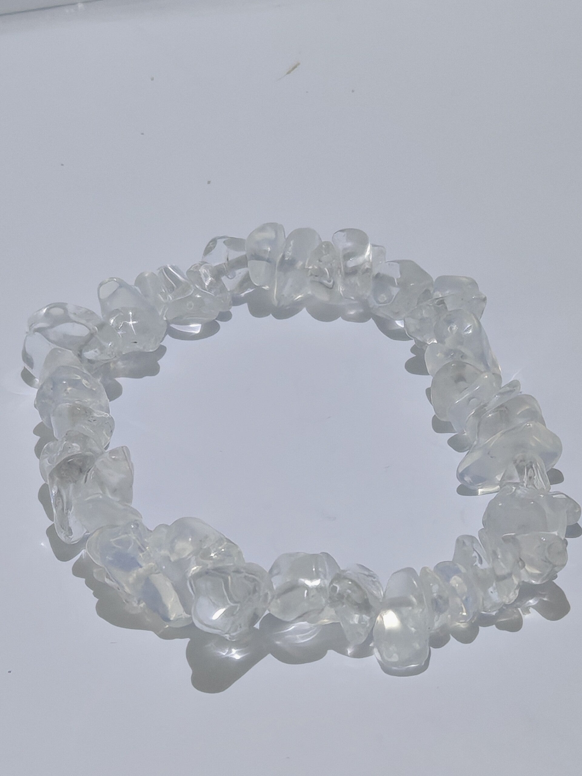 Clear quartz chipped bracelet