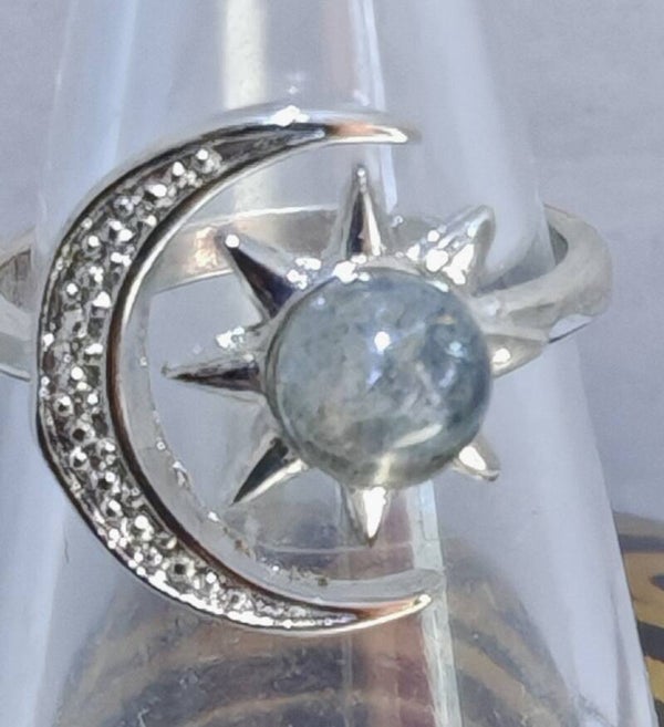 Labradorite silver ring