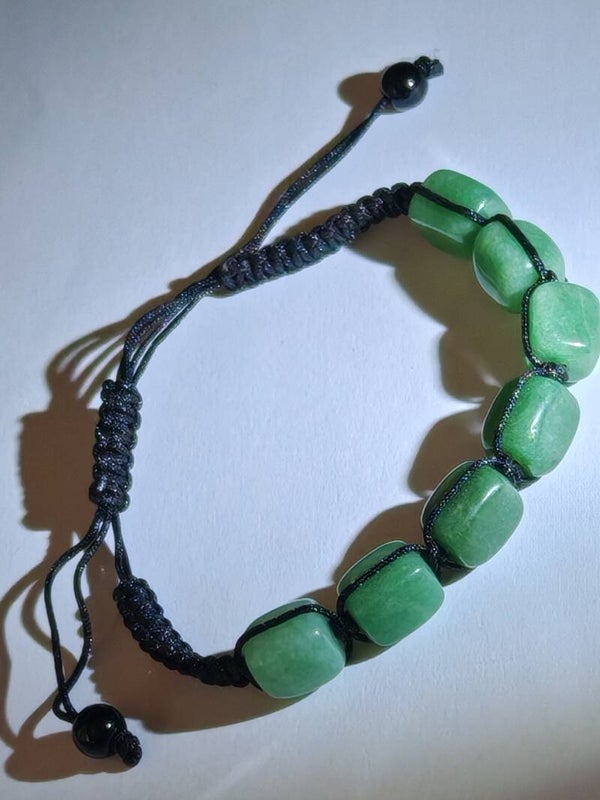A16 Green Jade string bracelet 8mm