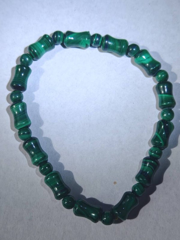 A18 Malachite bracelet 8mm/4mm beads